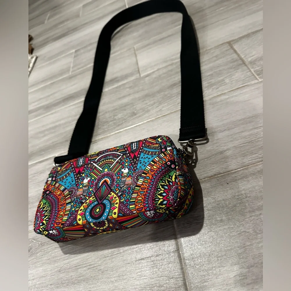 The Sak Sakroots Lodi Smartphone Crossbody Bag - Picture 8 of 8